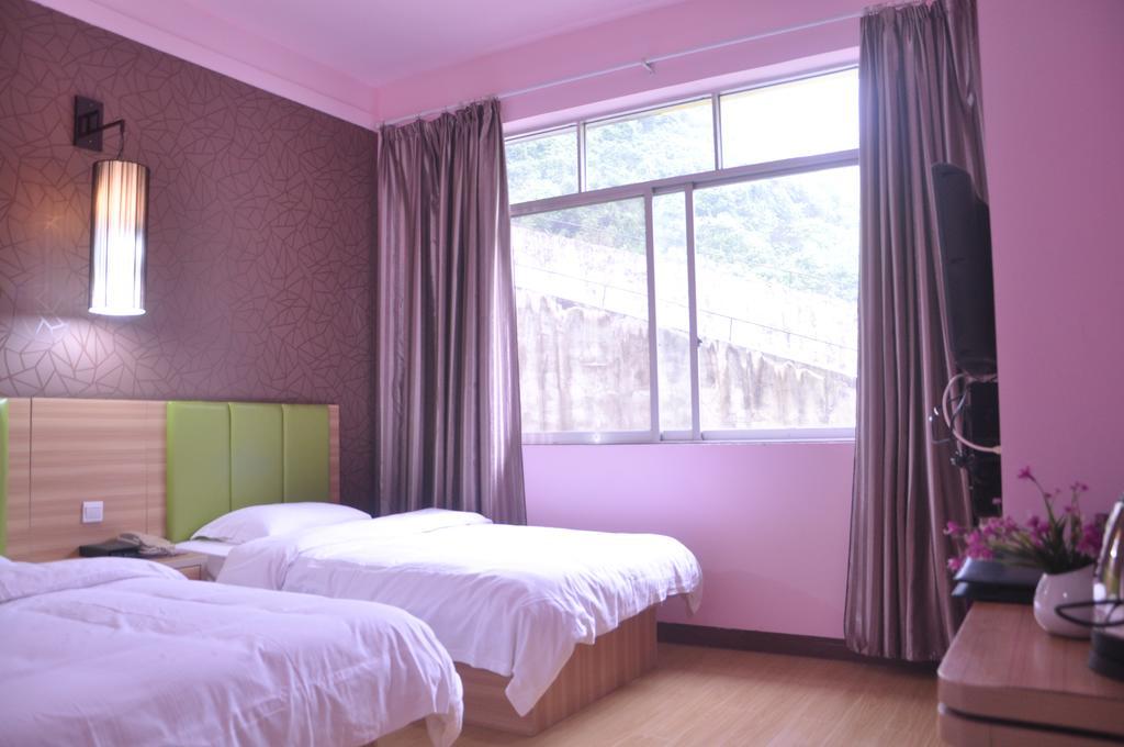Yangshuo Harbour View Hotel Extérieur photo