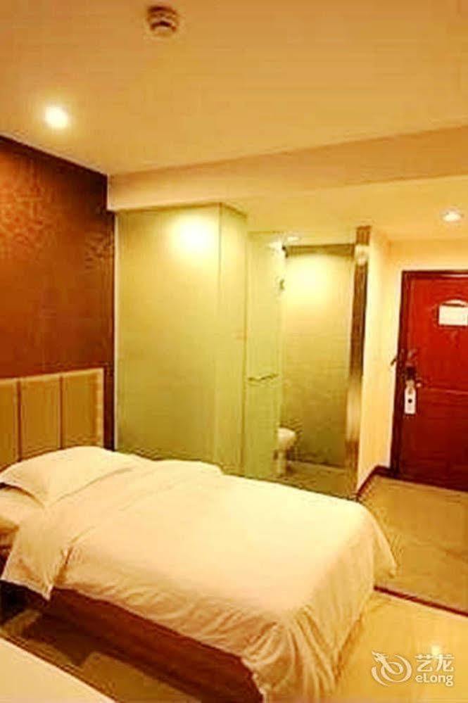 Yangshuo Harbour View Hotel Extérieur photo